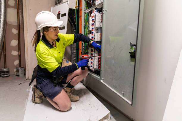 Best Local Electrician Companies  in Claxton, GA